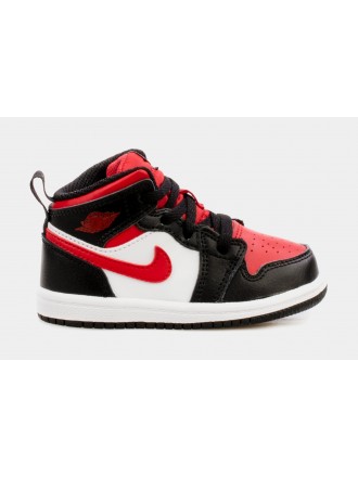 Air Jordan 1 Retro Mid Niño pequeño Lifestyle Zapatos (Negro / Rojo)